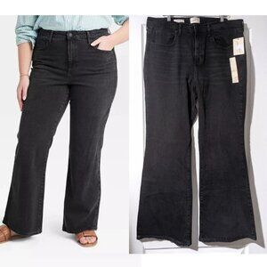 Universal Thread Black High-Rise Flare Jeans